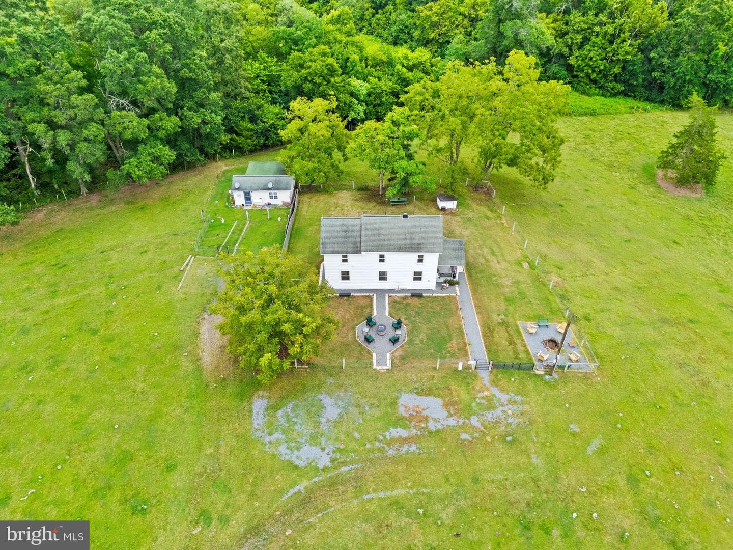 5364 Woodside Lane photo 5