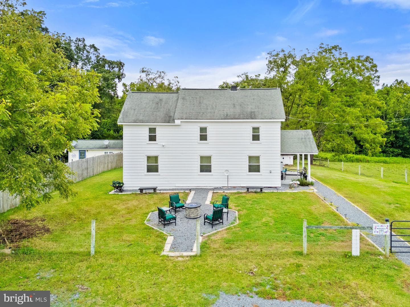 5364 Woodside Lane photo 6
