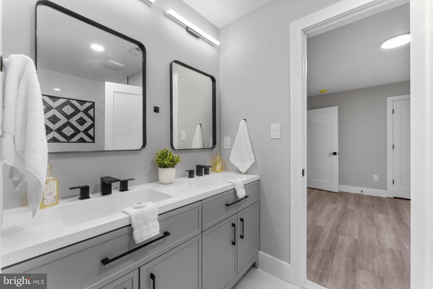 5117 Grace Church Lane photo 33
