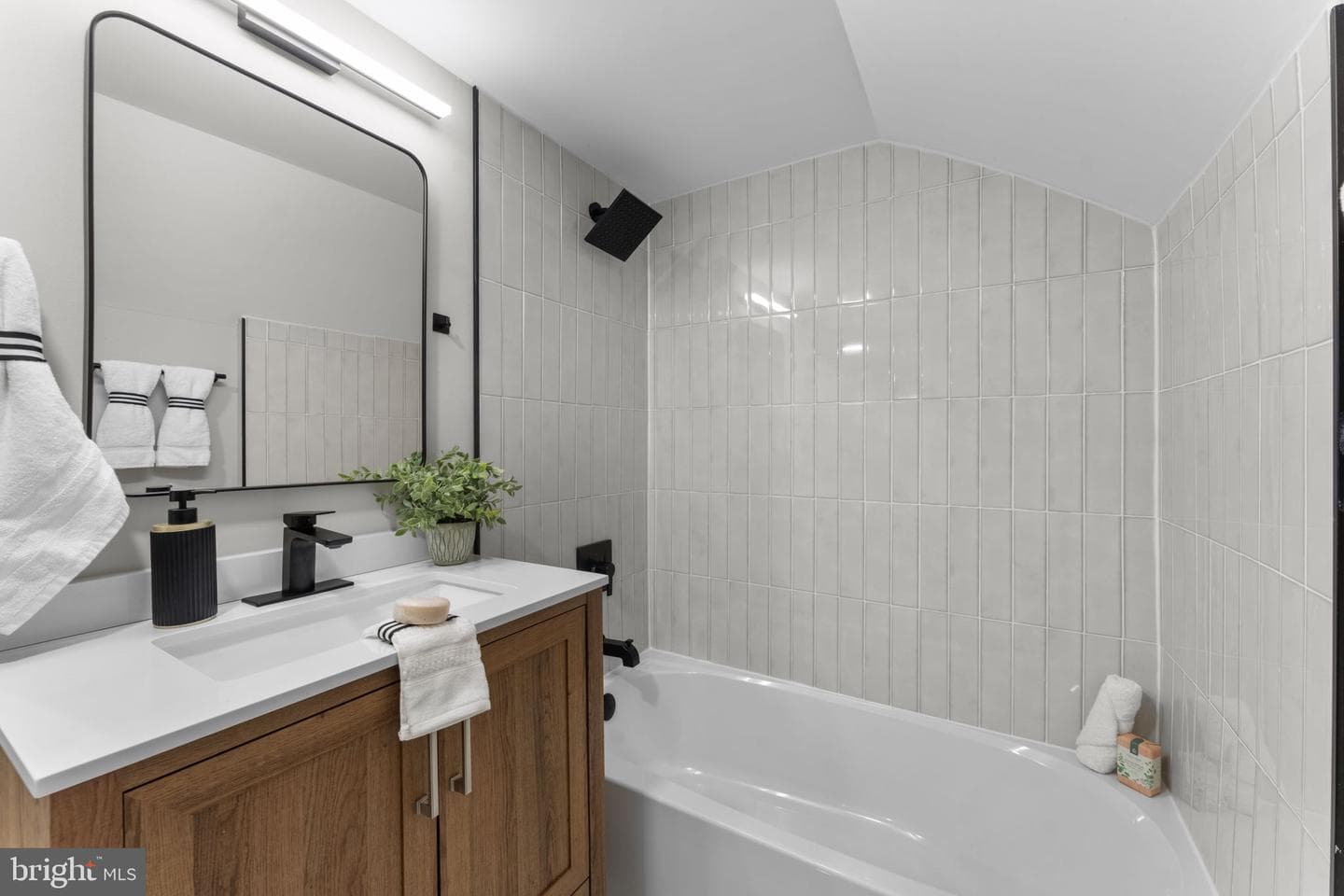 5117 Grace Church Lane photo 46