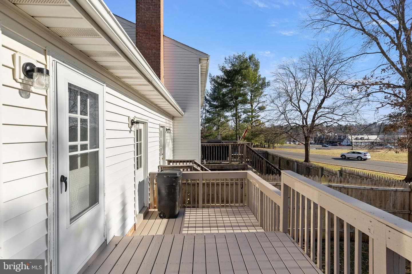 562 Tiffany Court photo 5