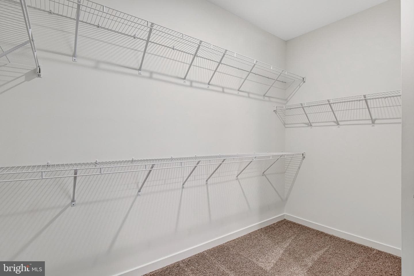 2067 Springvale Drive photo 25
