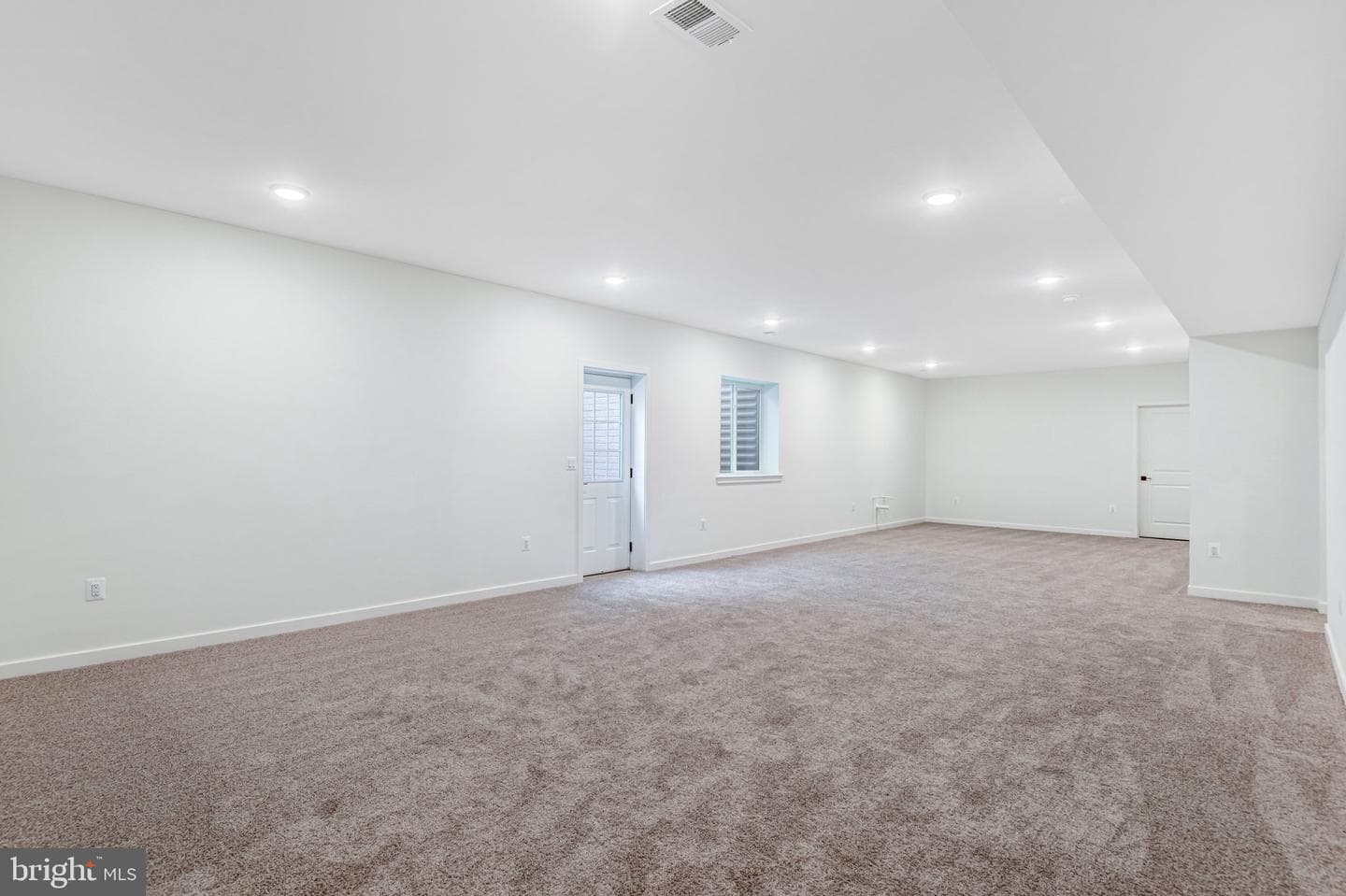 2067 Springvale Drive photo 26