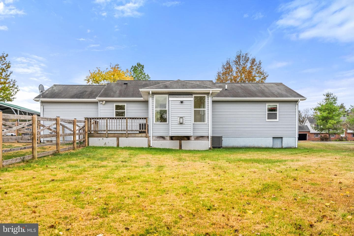 7058 Helm Drive photo 25