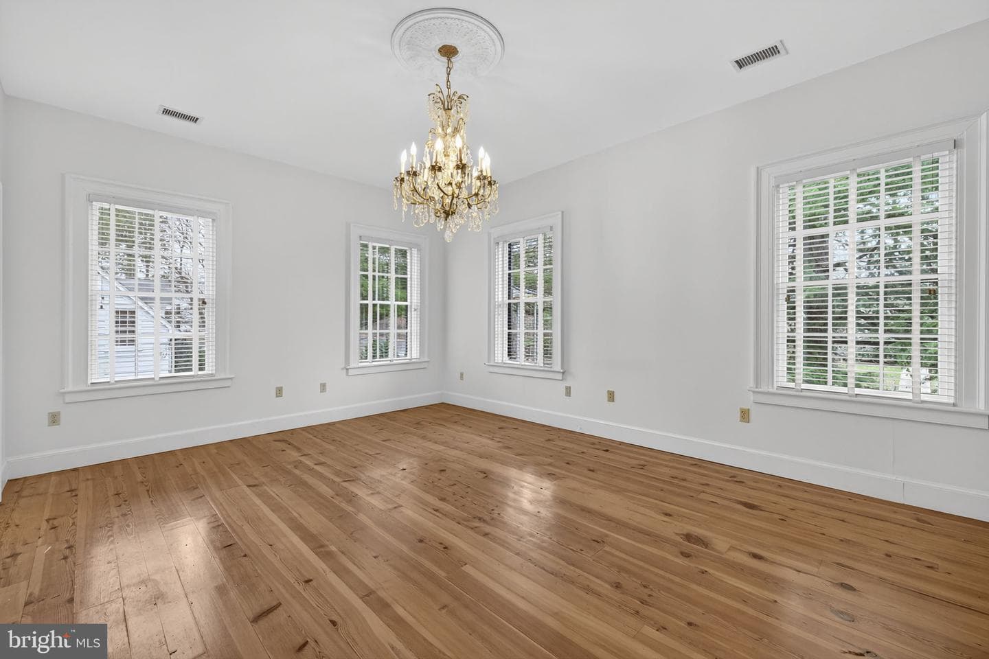 140 Culpeper Street photo 56