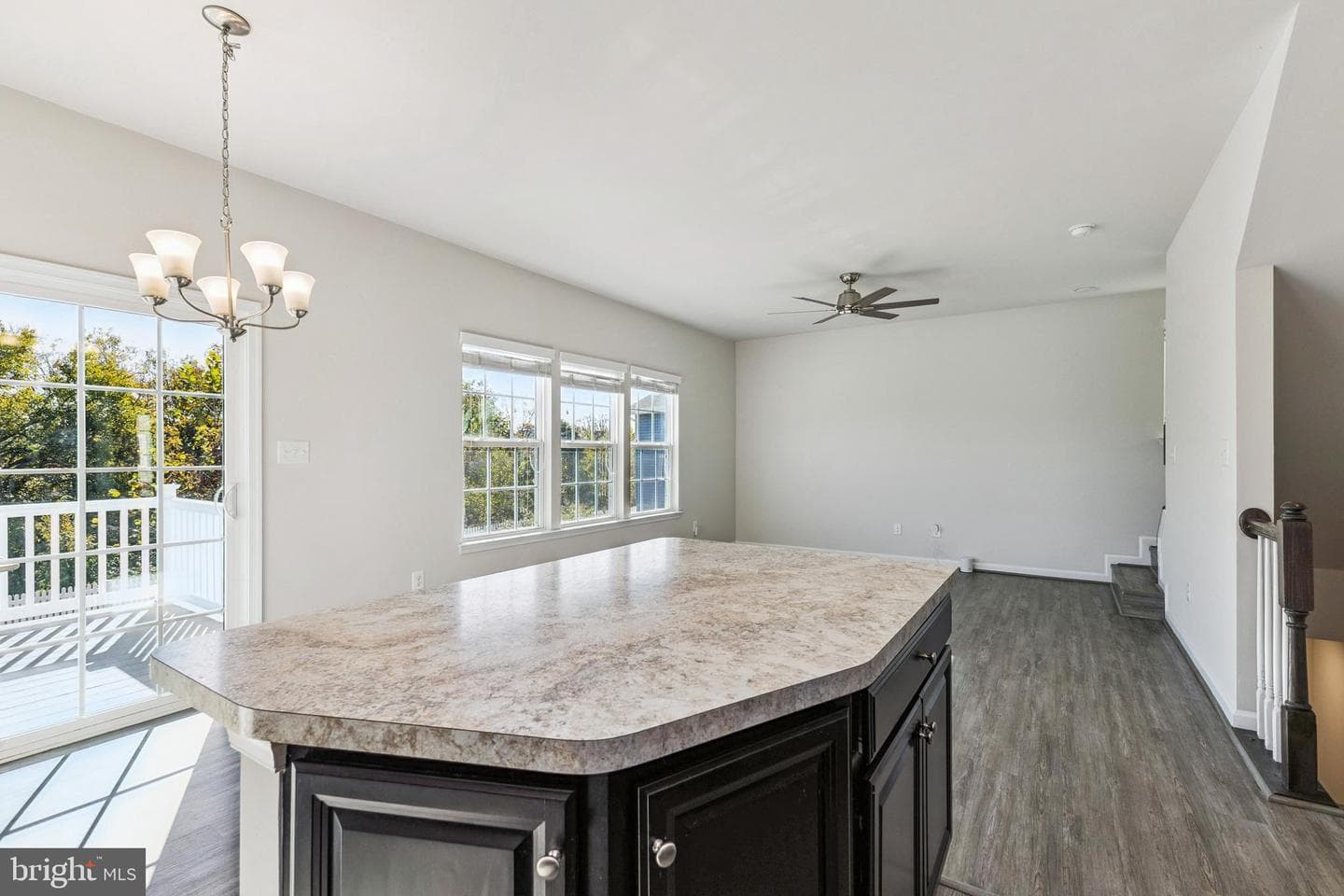 4092 Clarke Street photo 12