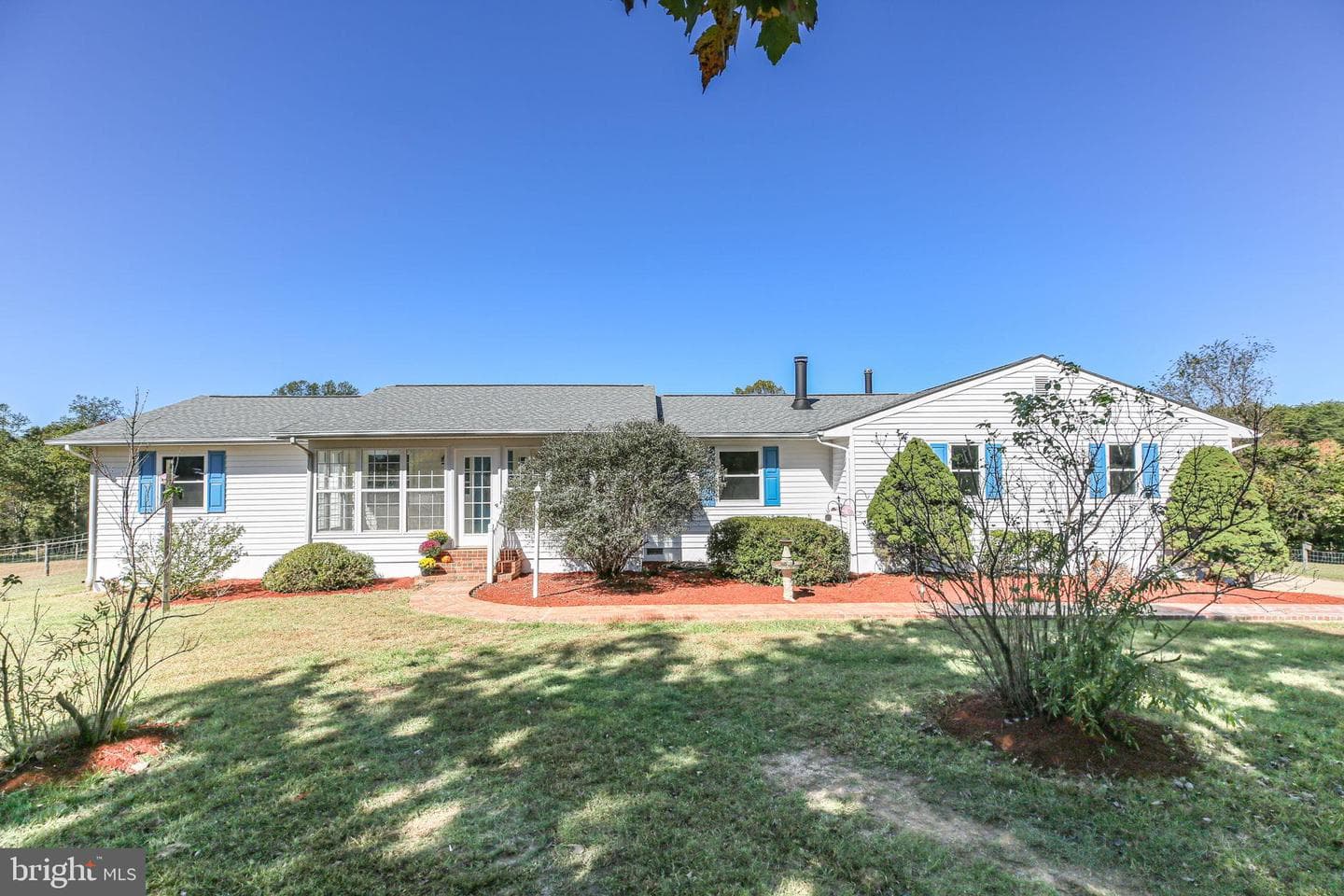 13206 Golden Drive photo 2
