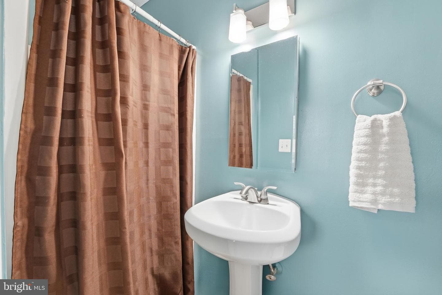 6559 Belfrys Court E photo 22