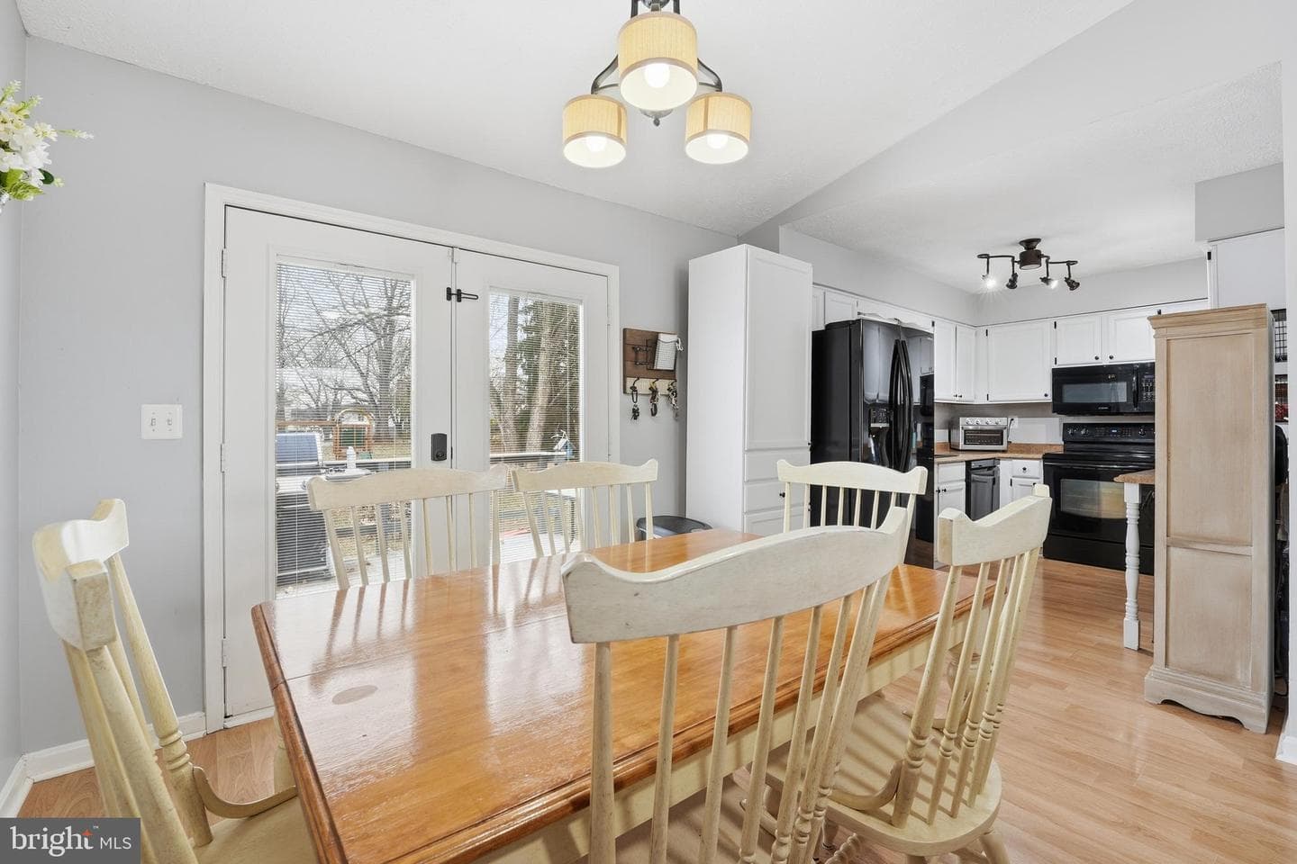 6559 Belfrys Court E photo 9