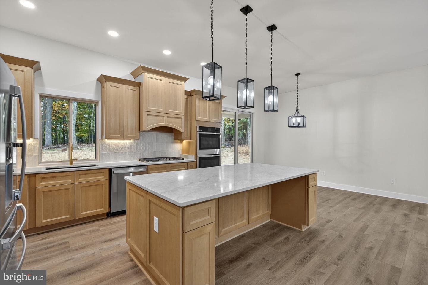 5355 Hillside Dr photo 18