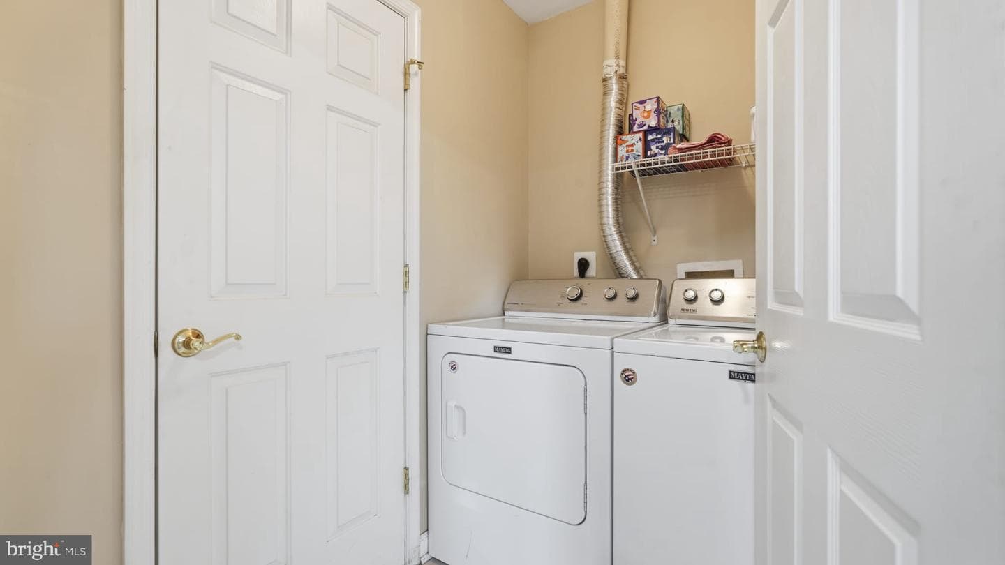 795 Col Edmonds Court photo 23