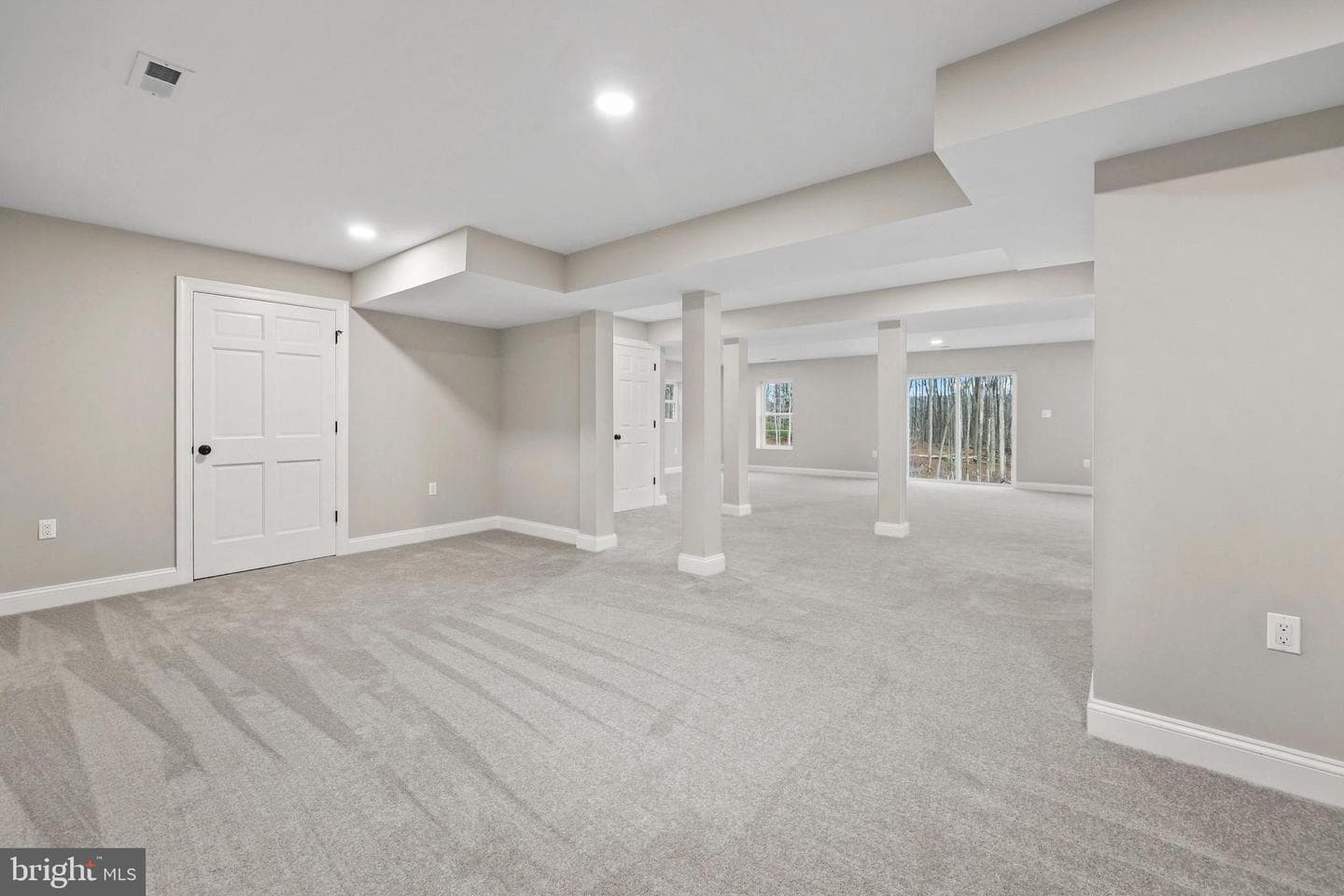 5393 Merry Oaks photo 45