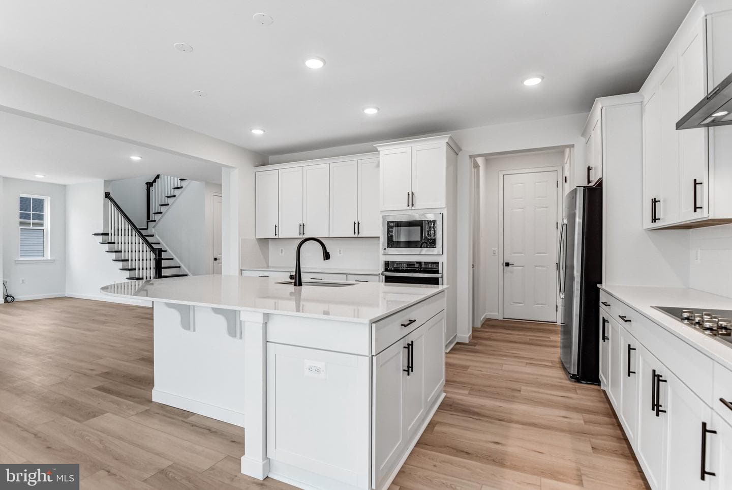 2063 Springvale Drive photo 18