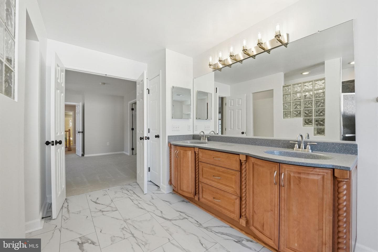 468 Devon Drive photo 30