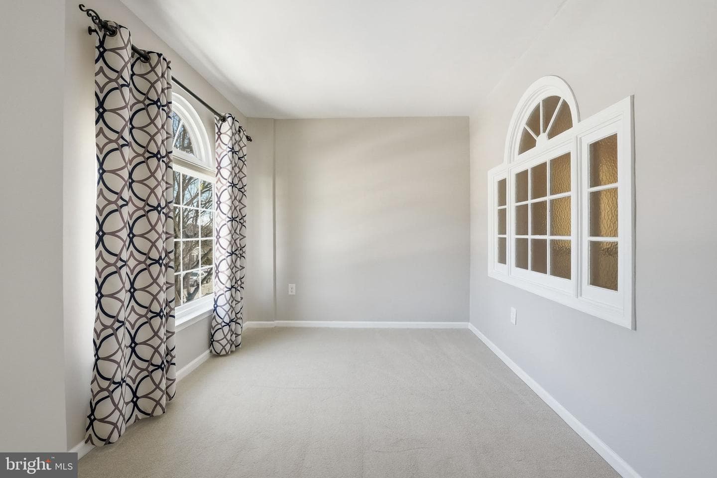468 Devon Drive photo 36