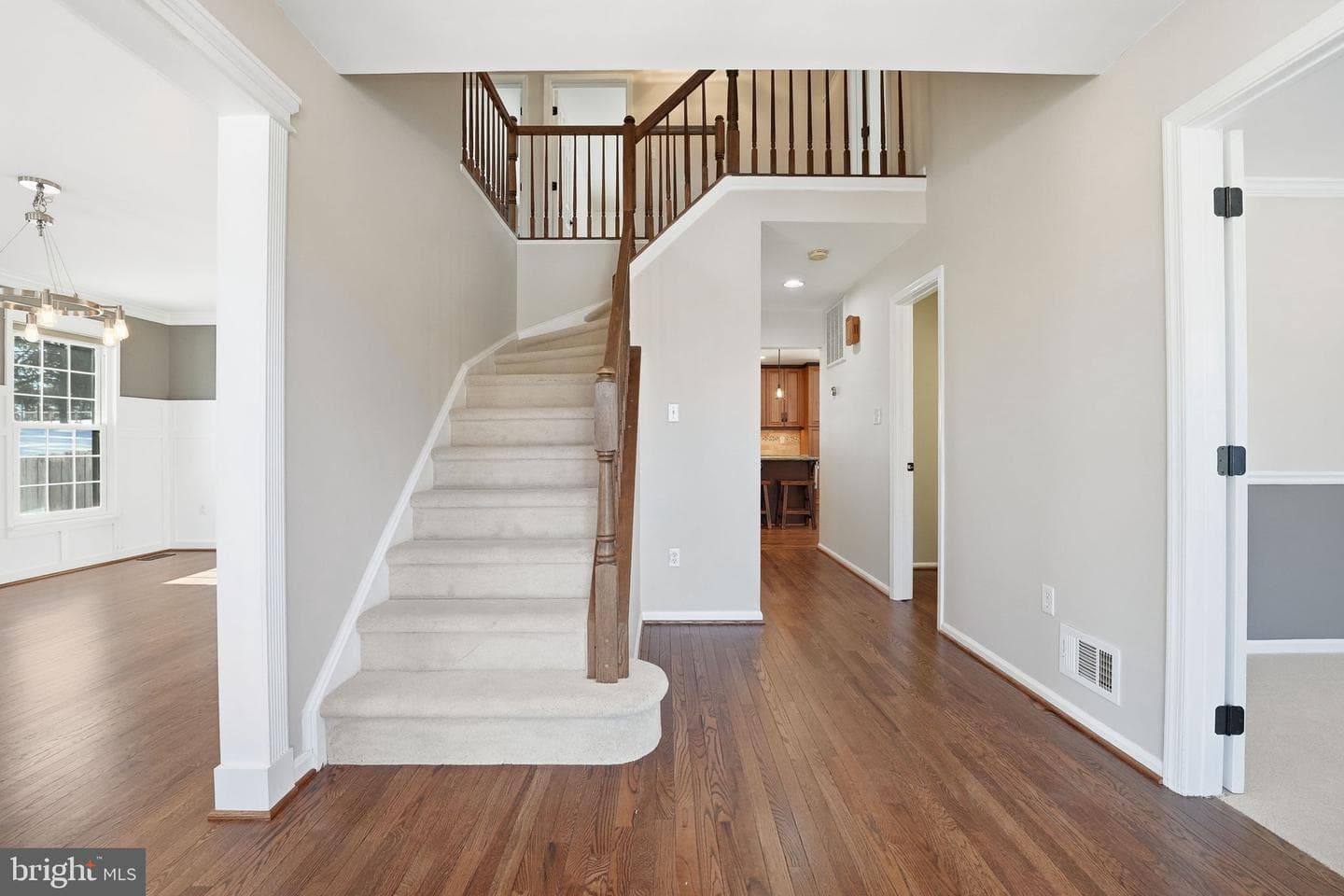 468 Devon Drive photo 8