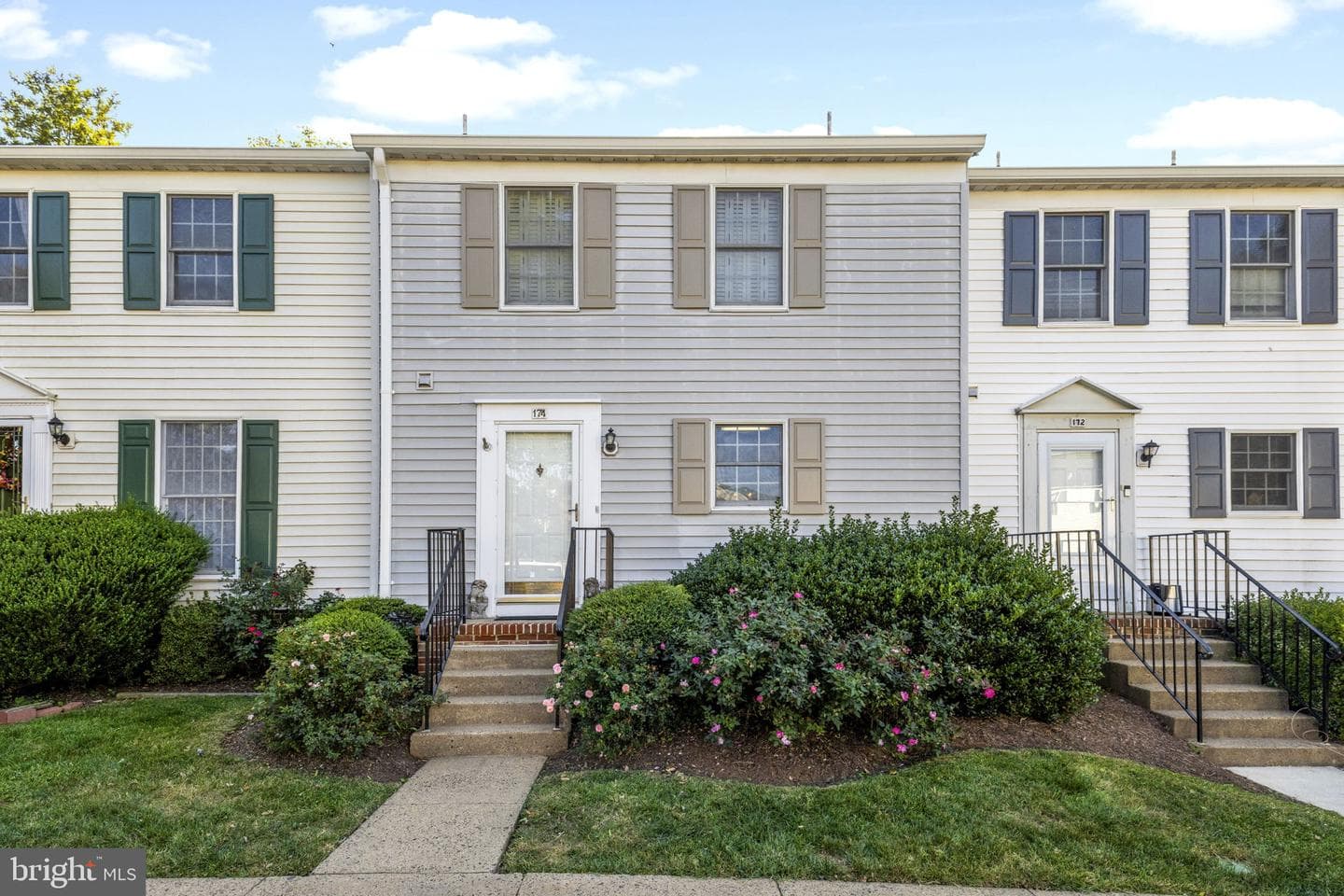 174 Fairfield Drive photo 2
