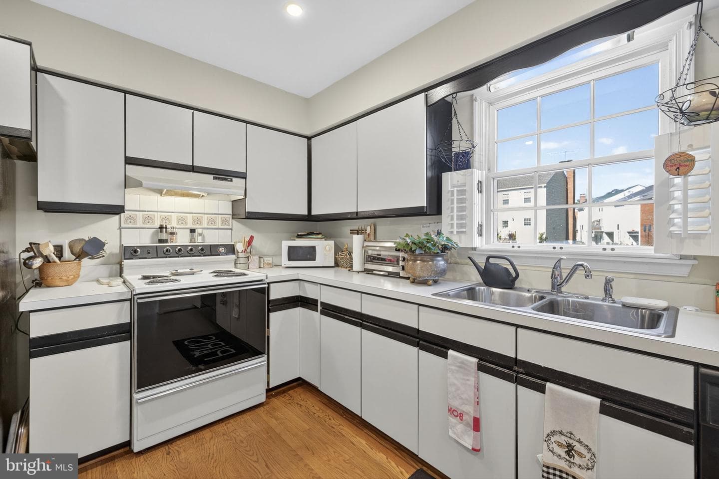 174 Fairfield Drive photo 23
