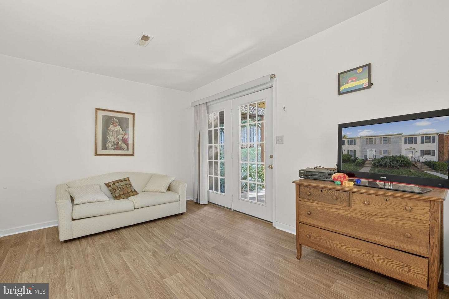 174 Fairfield Drive photo 33