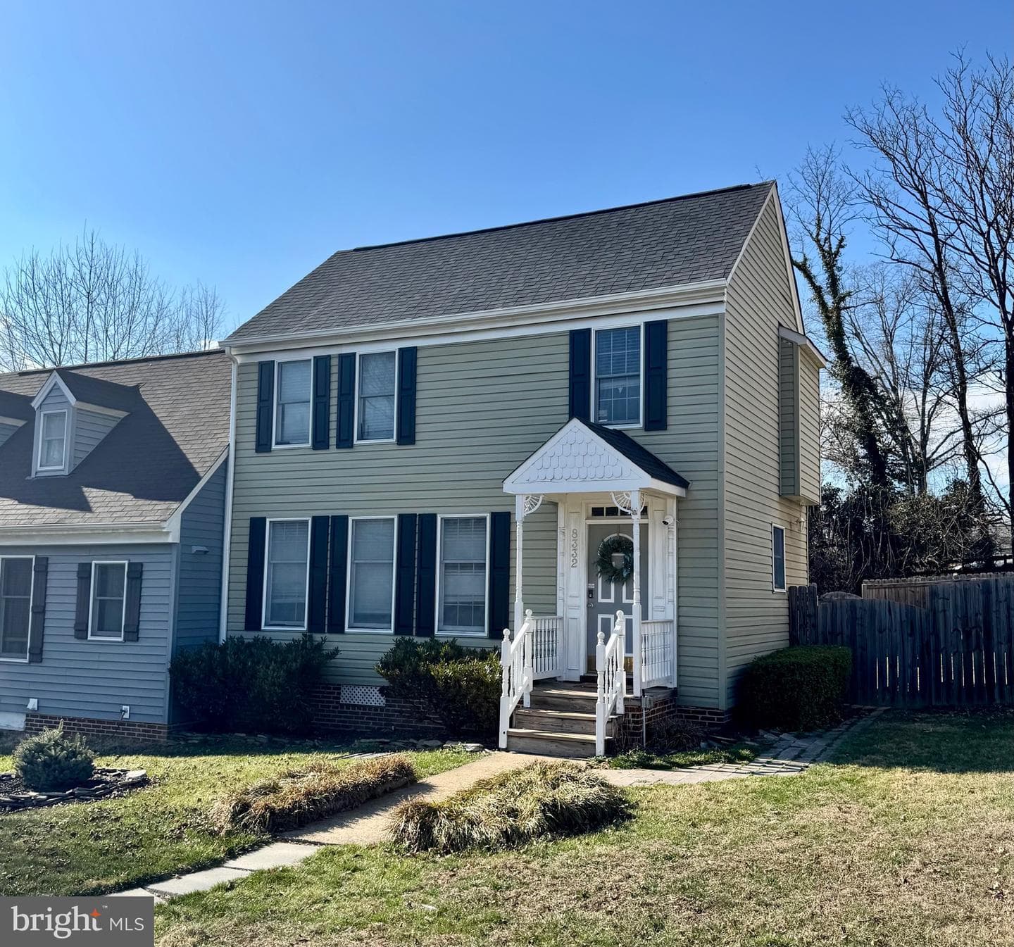 8332 Mauzy Square