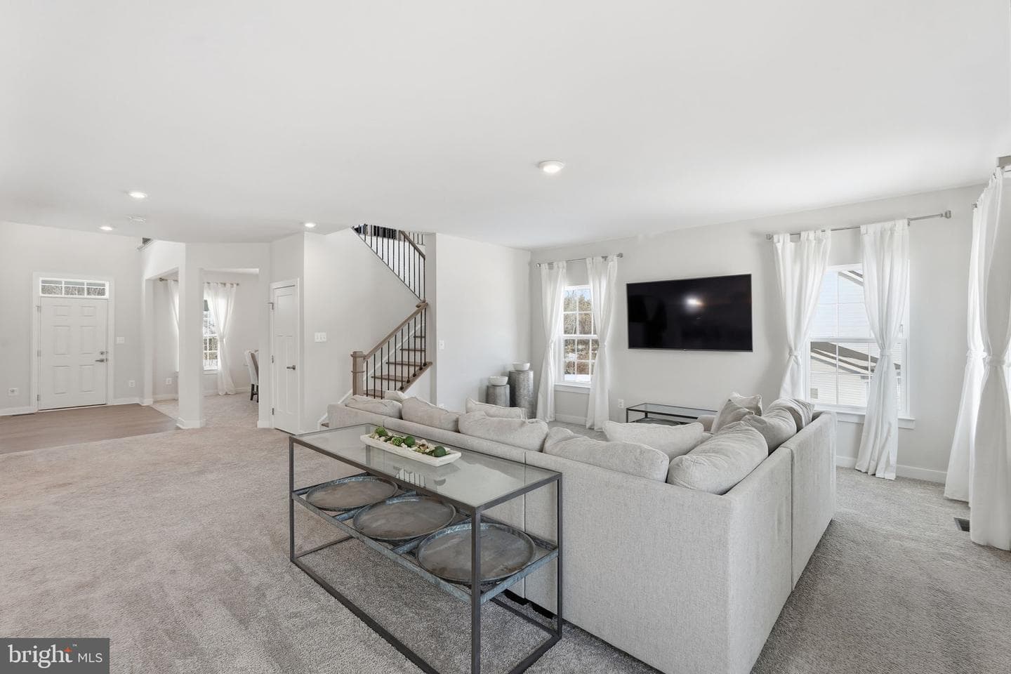 6530 Bob White Drive photo 8