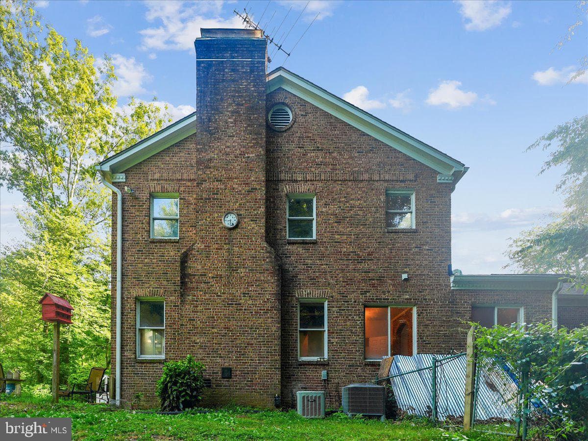 9935 Highland Drive photo 77