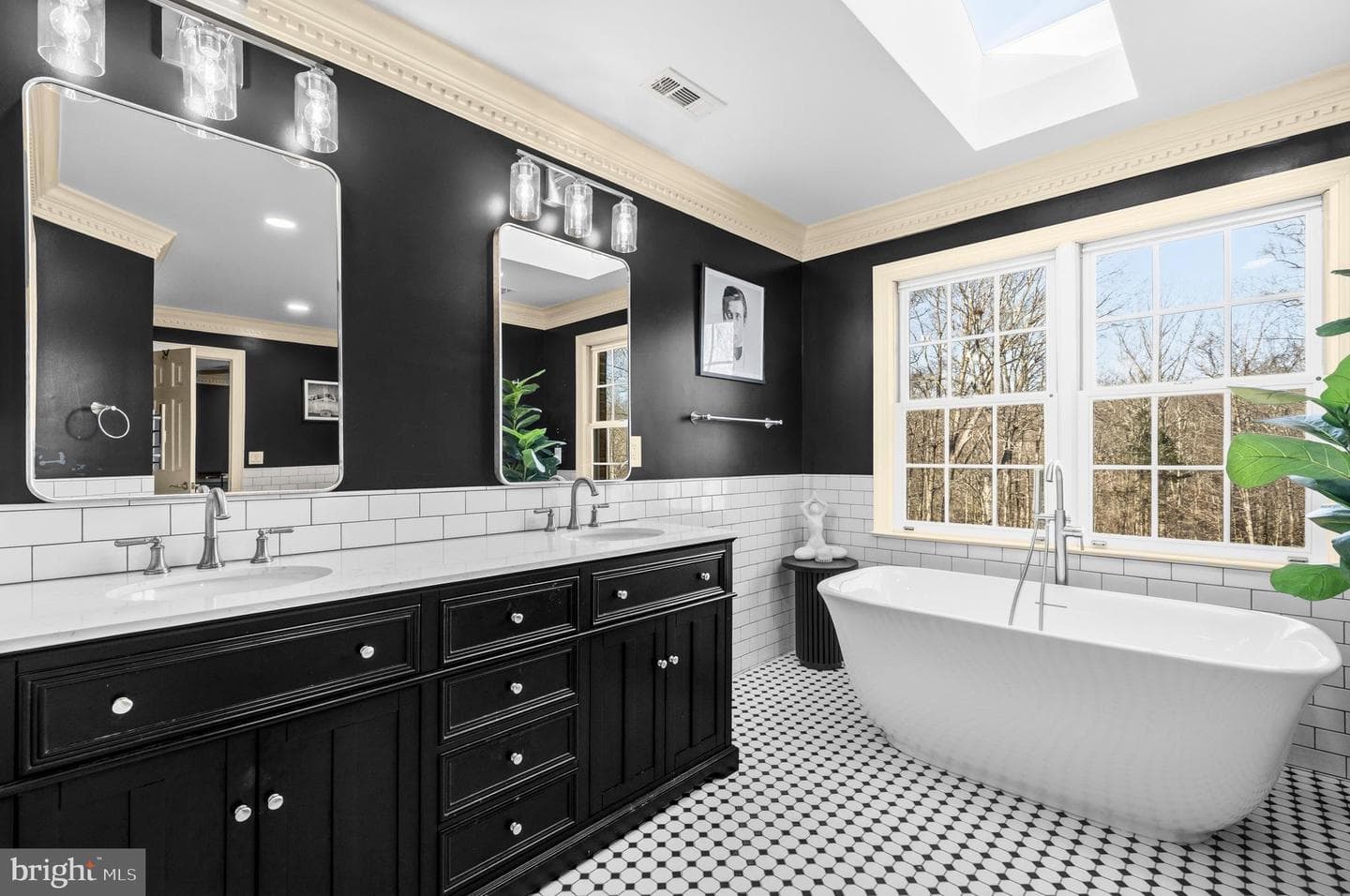 4514 Den Haag Road photo 26