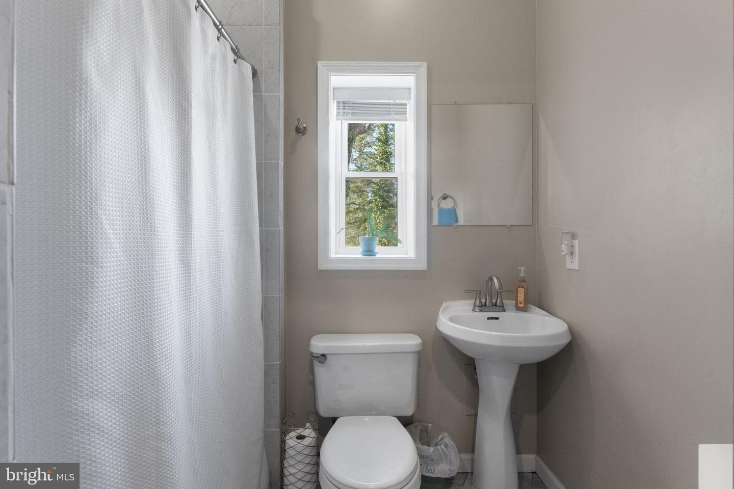 6744 Riley Road photo 31