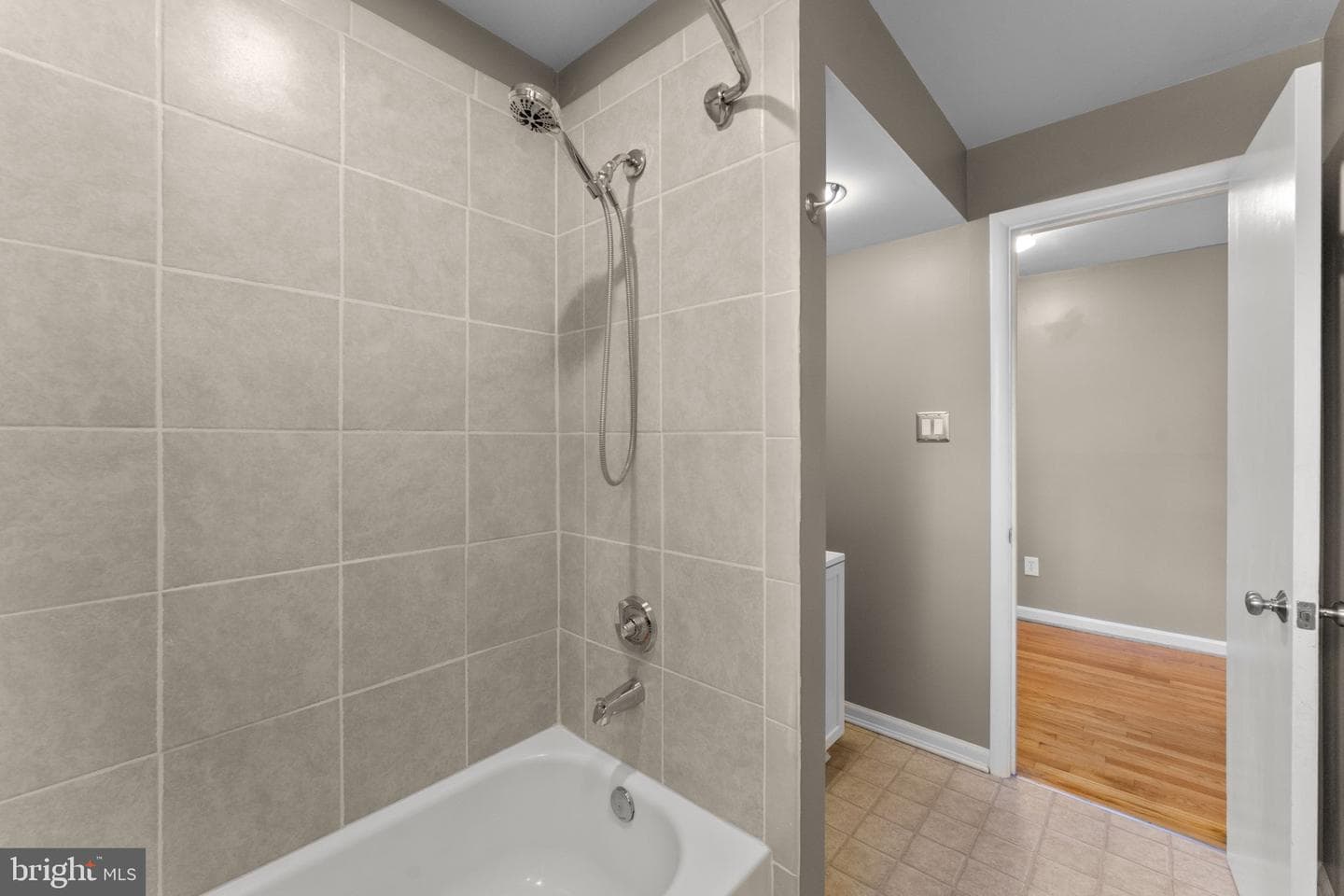 6744 Riley Road photo 34