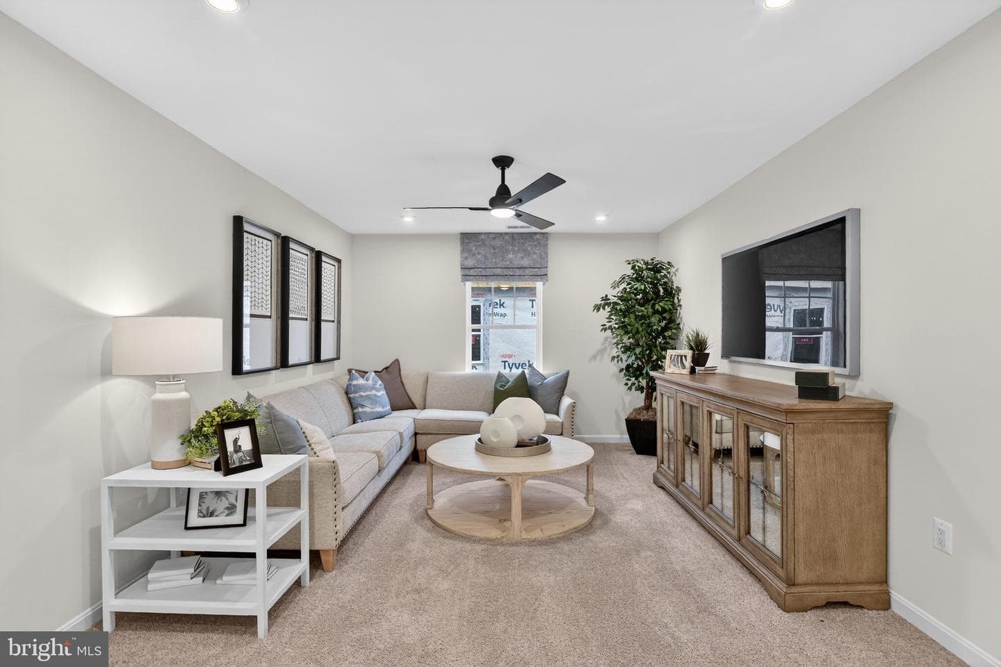 8059 Mckay Street photo 26