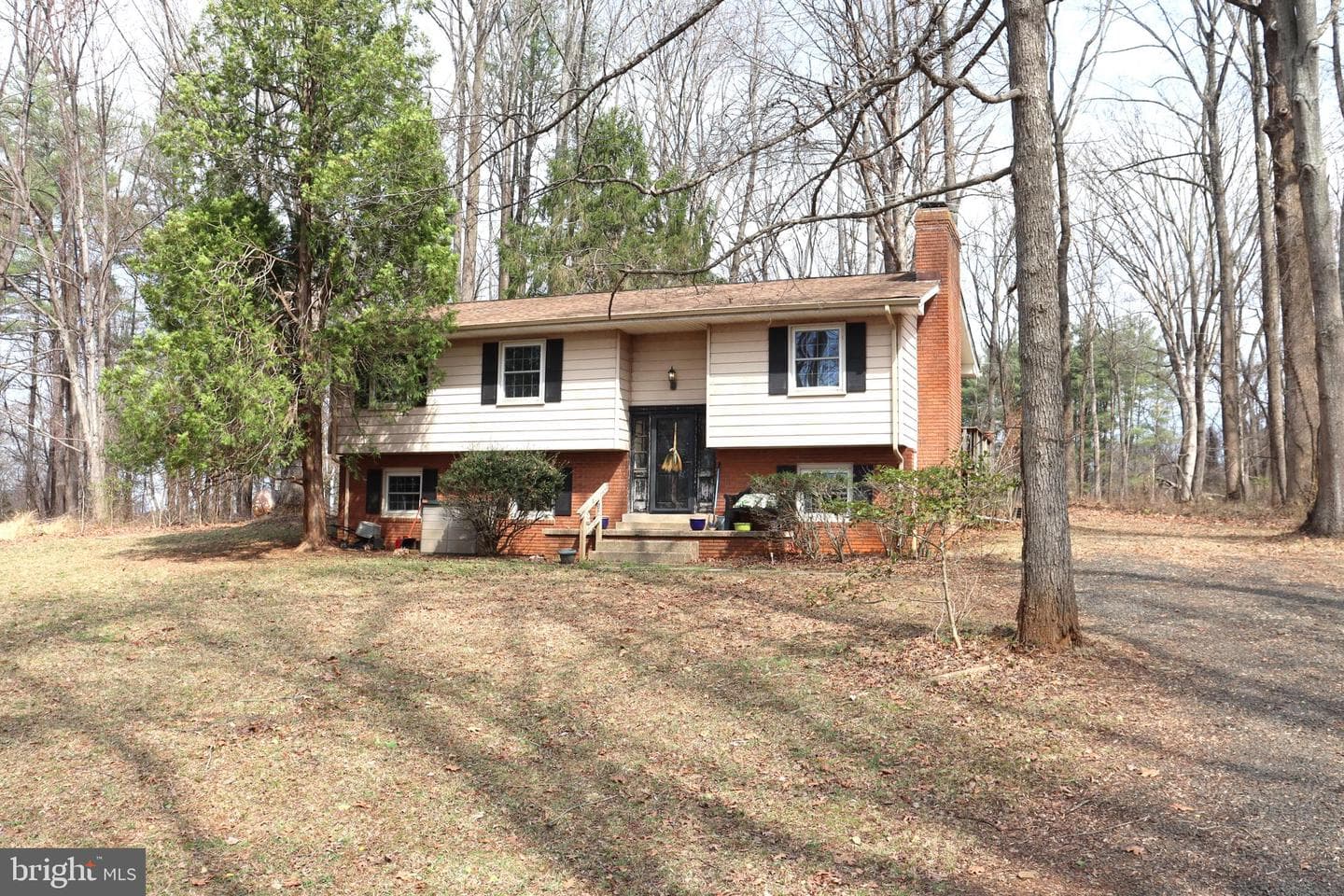 9305 Lees Ridge Road photo 2