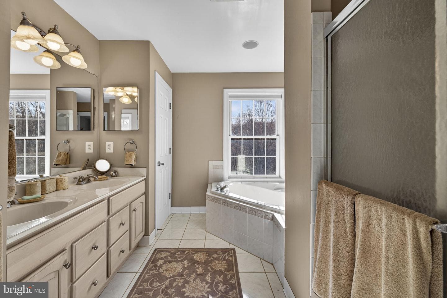 9491 Walsingham Lane photo 49