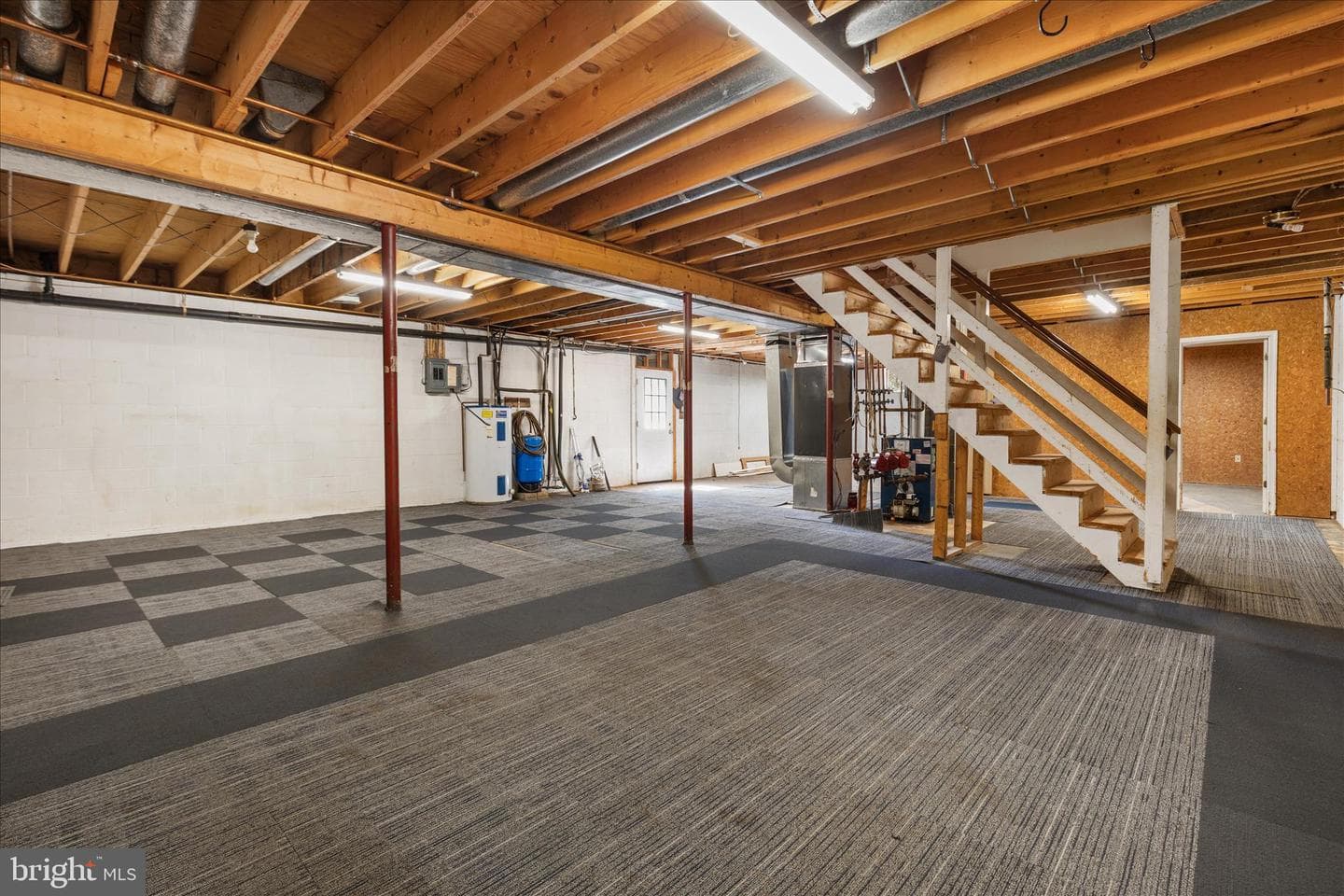 10059 Clarkes Road photo 38