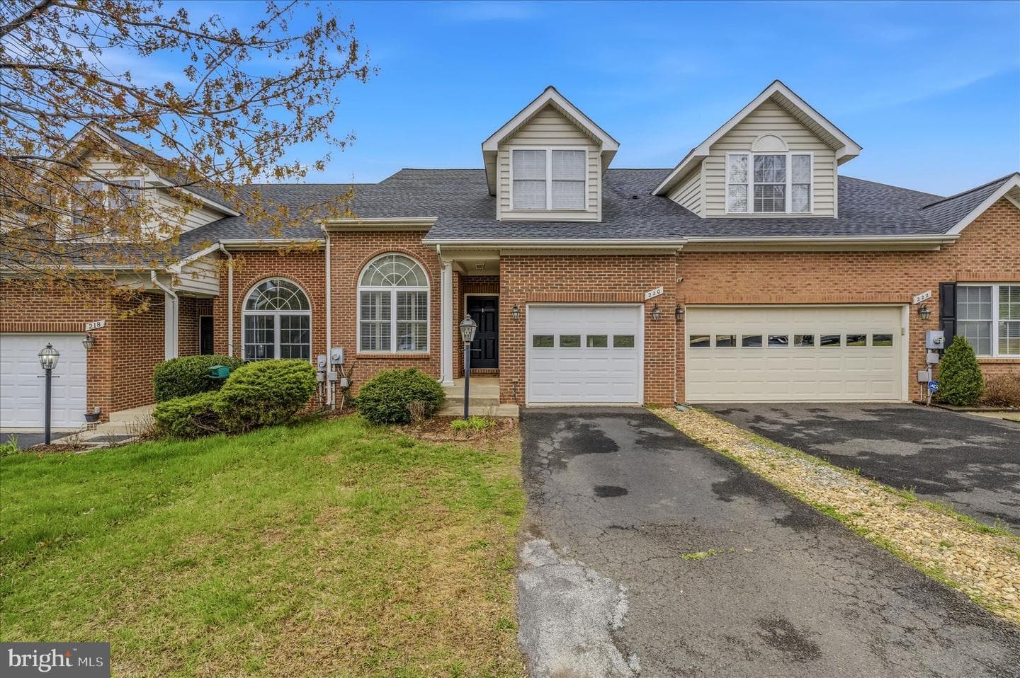 220 W Ridge Court photo 45