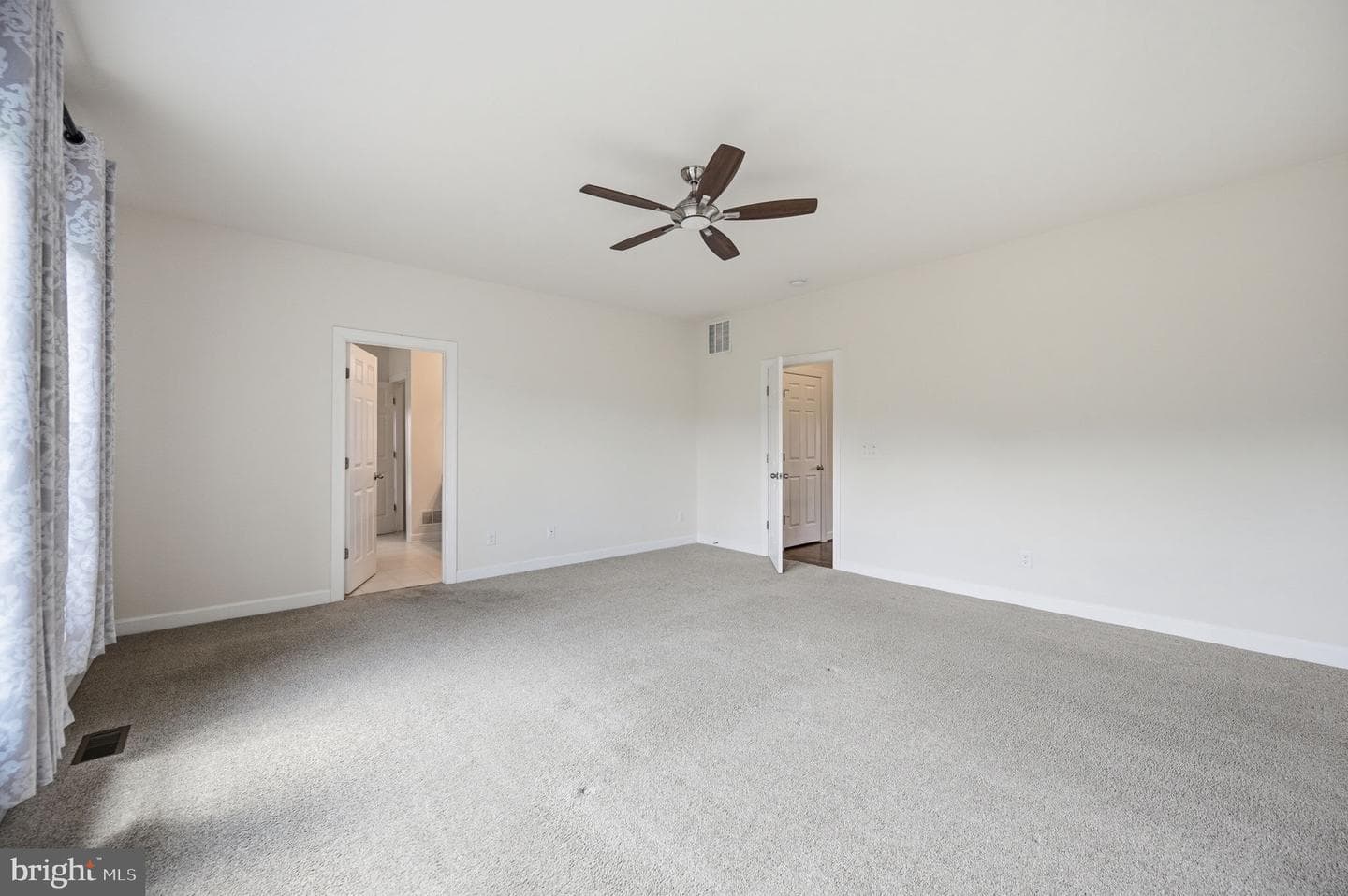 6299 Margaret Way photo 32