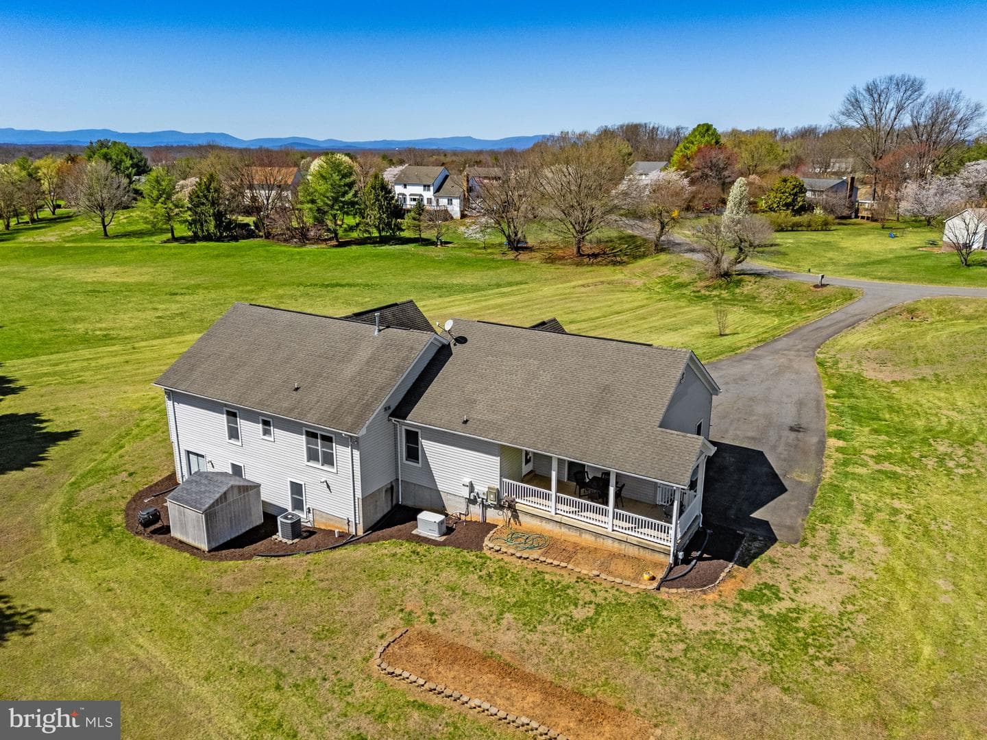 7453 Opal Road photo 25