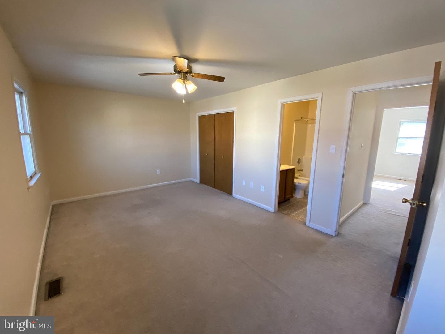 111 Wankoma Drive photo 26