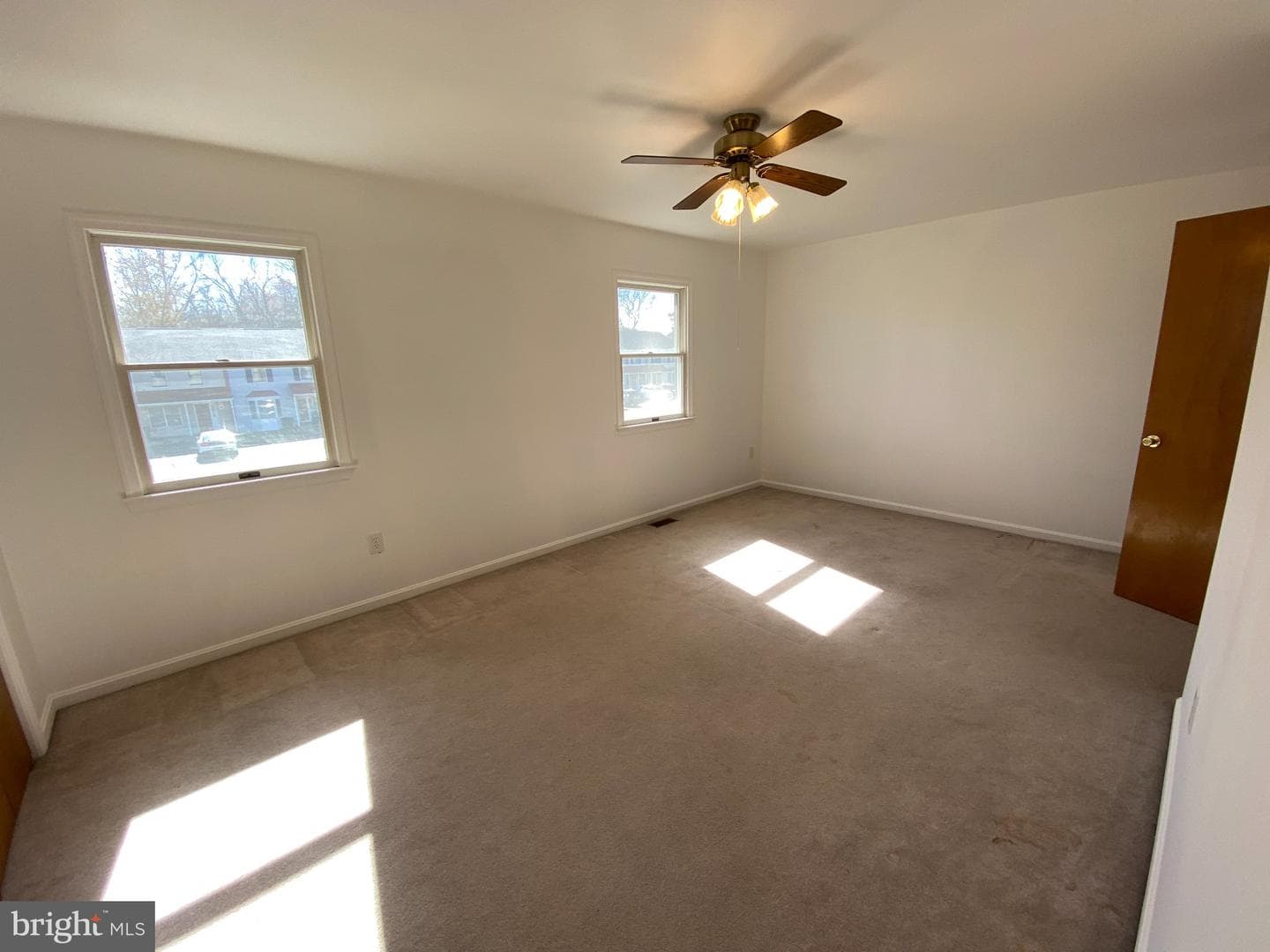 111 Wankoma Drive photo 35