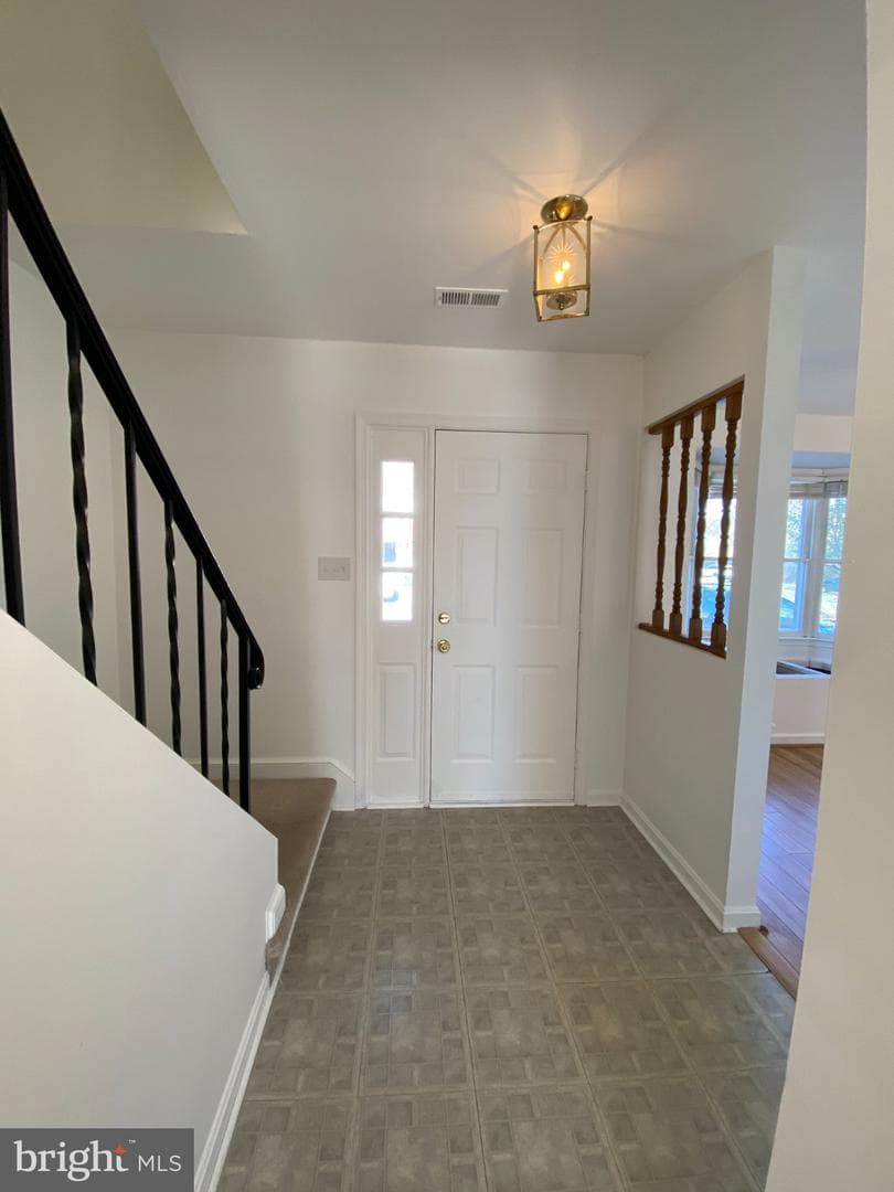111 Wankoma Drive photo 8