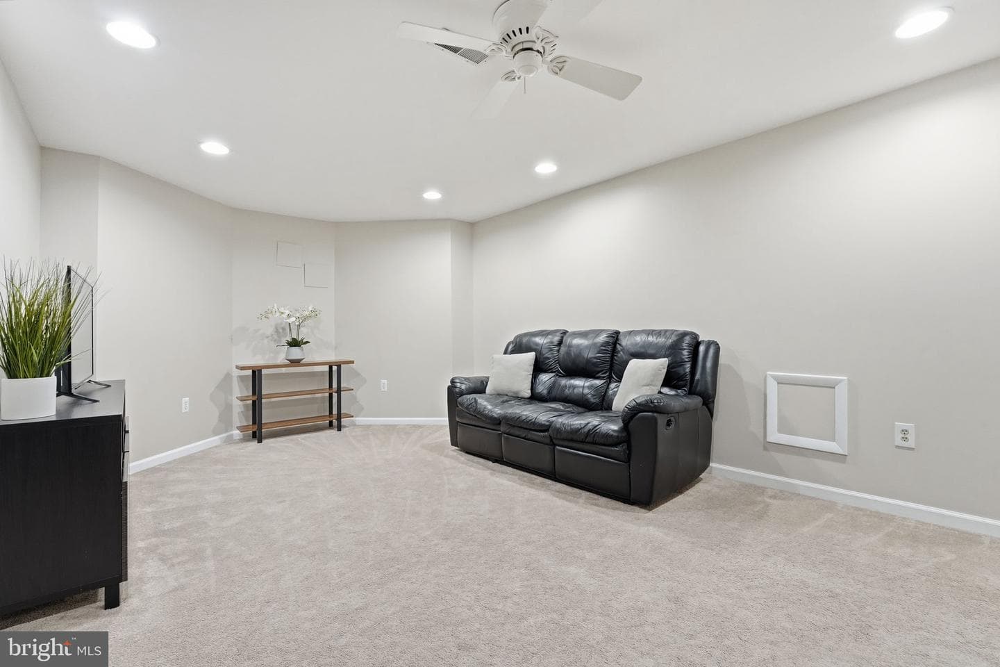 114 Erin Drive photo 57