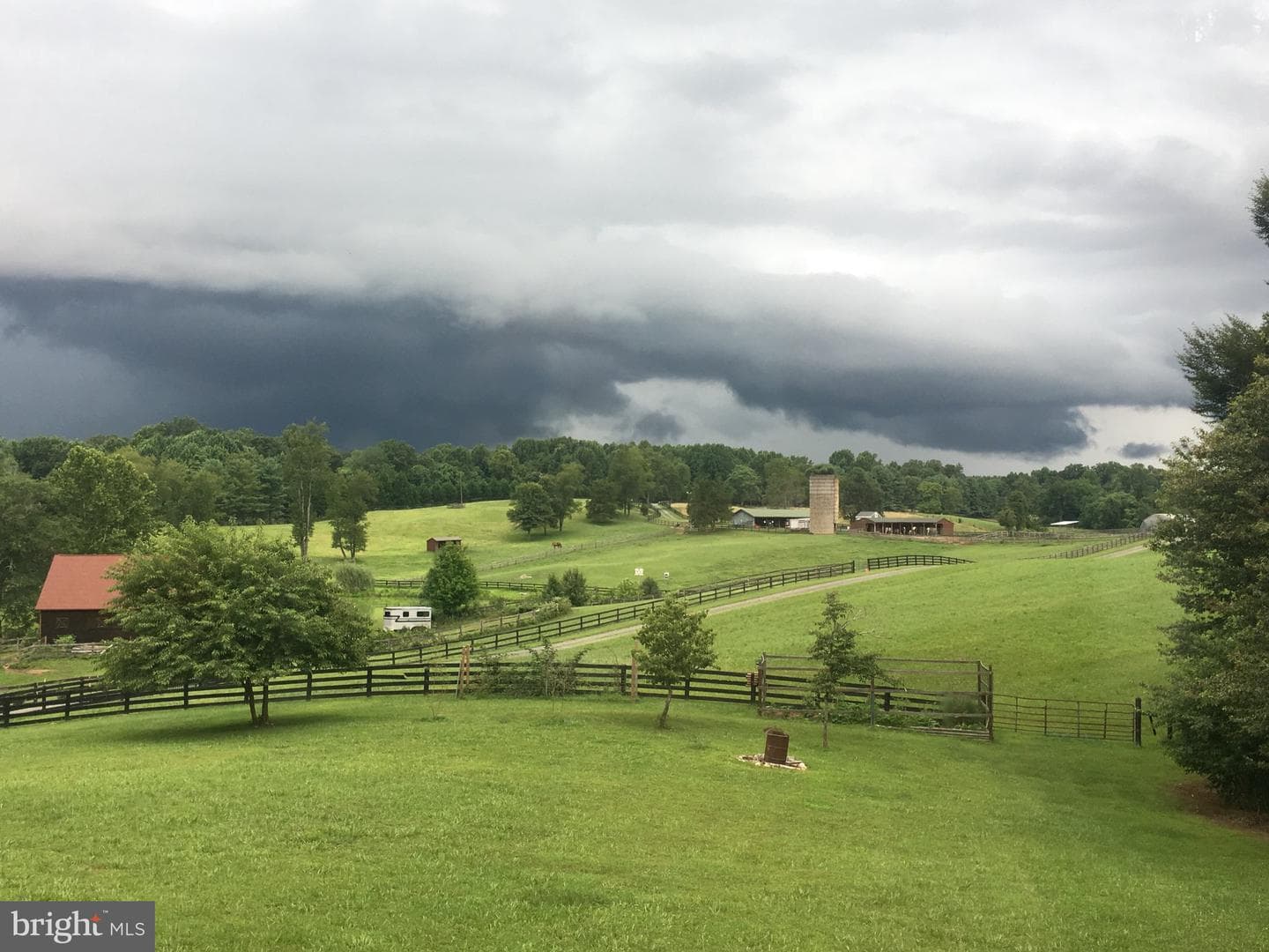 7747 Riverside Farm Road photo 3