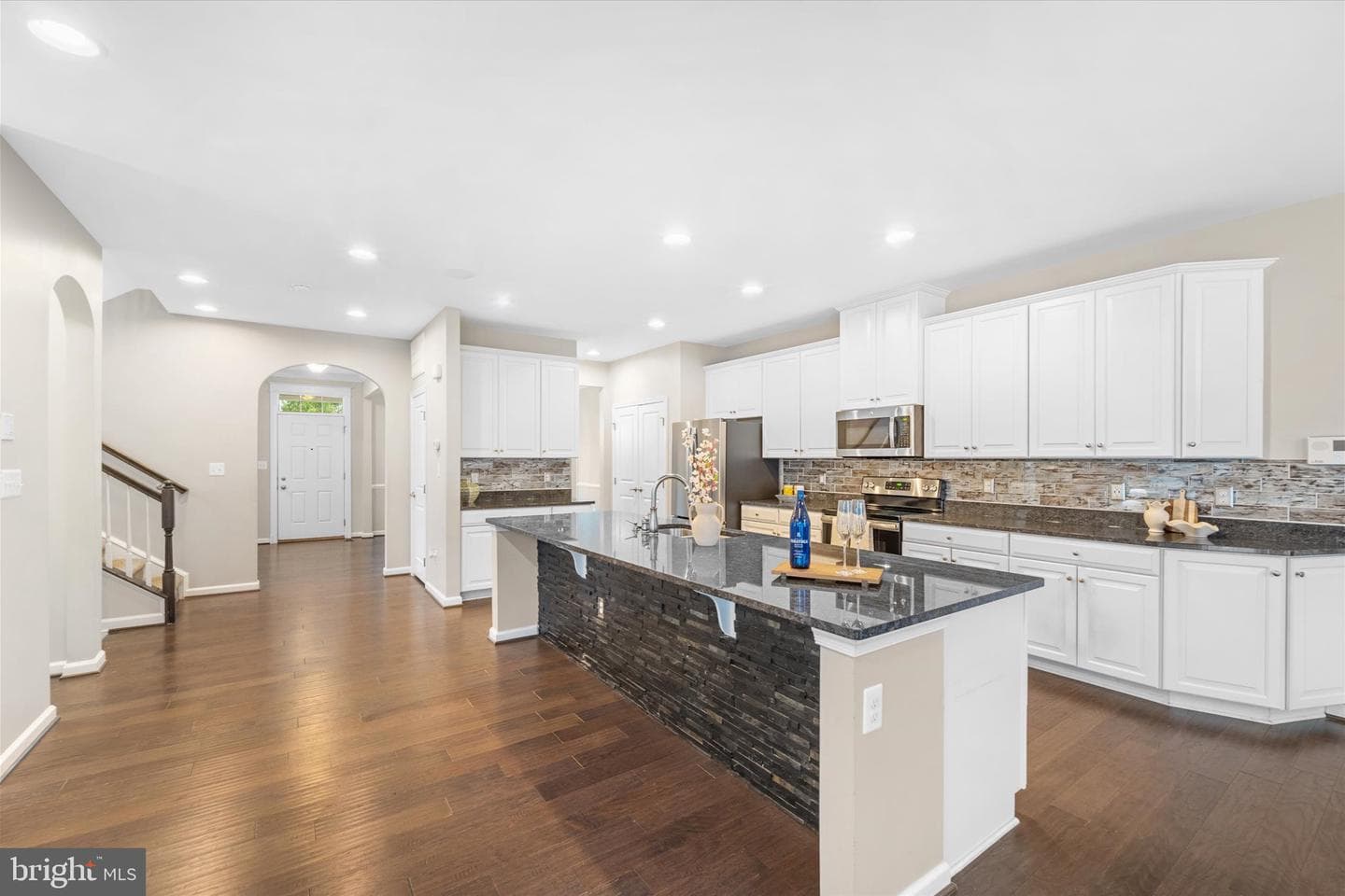 2979 Revere Street photo 12