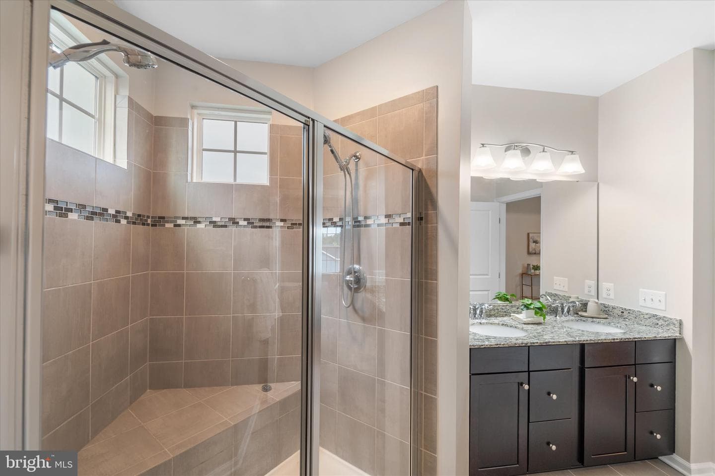 2979 Revere Street photo 26