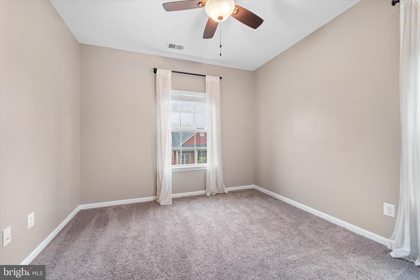 2979 Revere Street photo 28