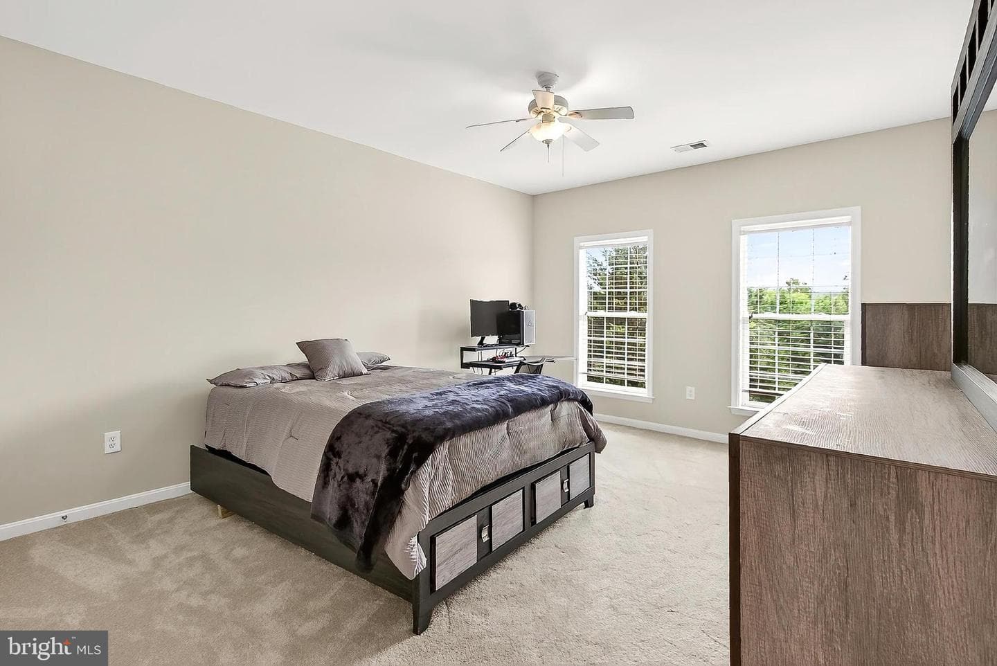 5548 Eiseley Court photo 54