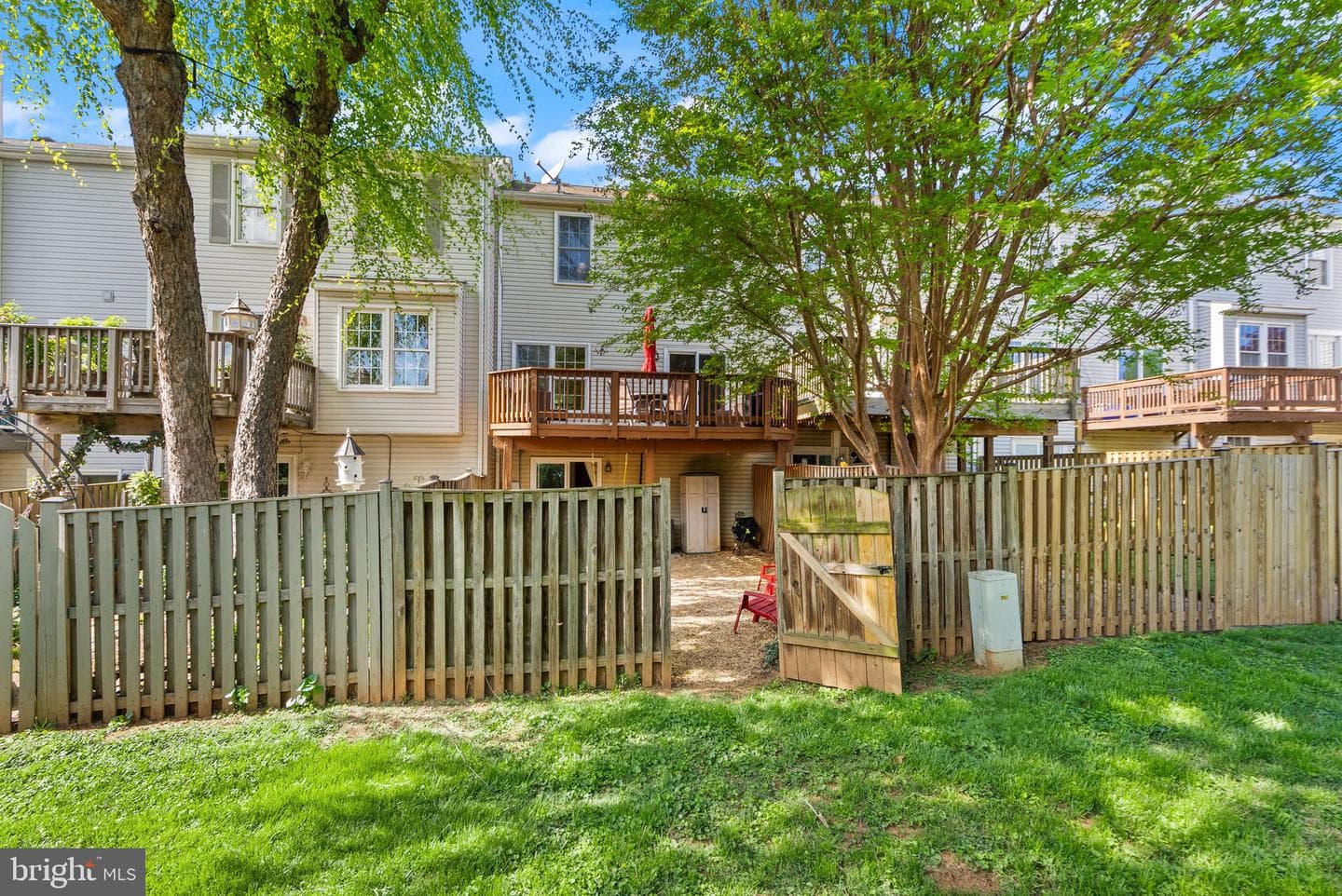 711 Acorn Court photo 48
