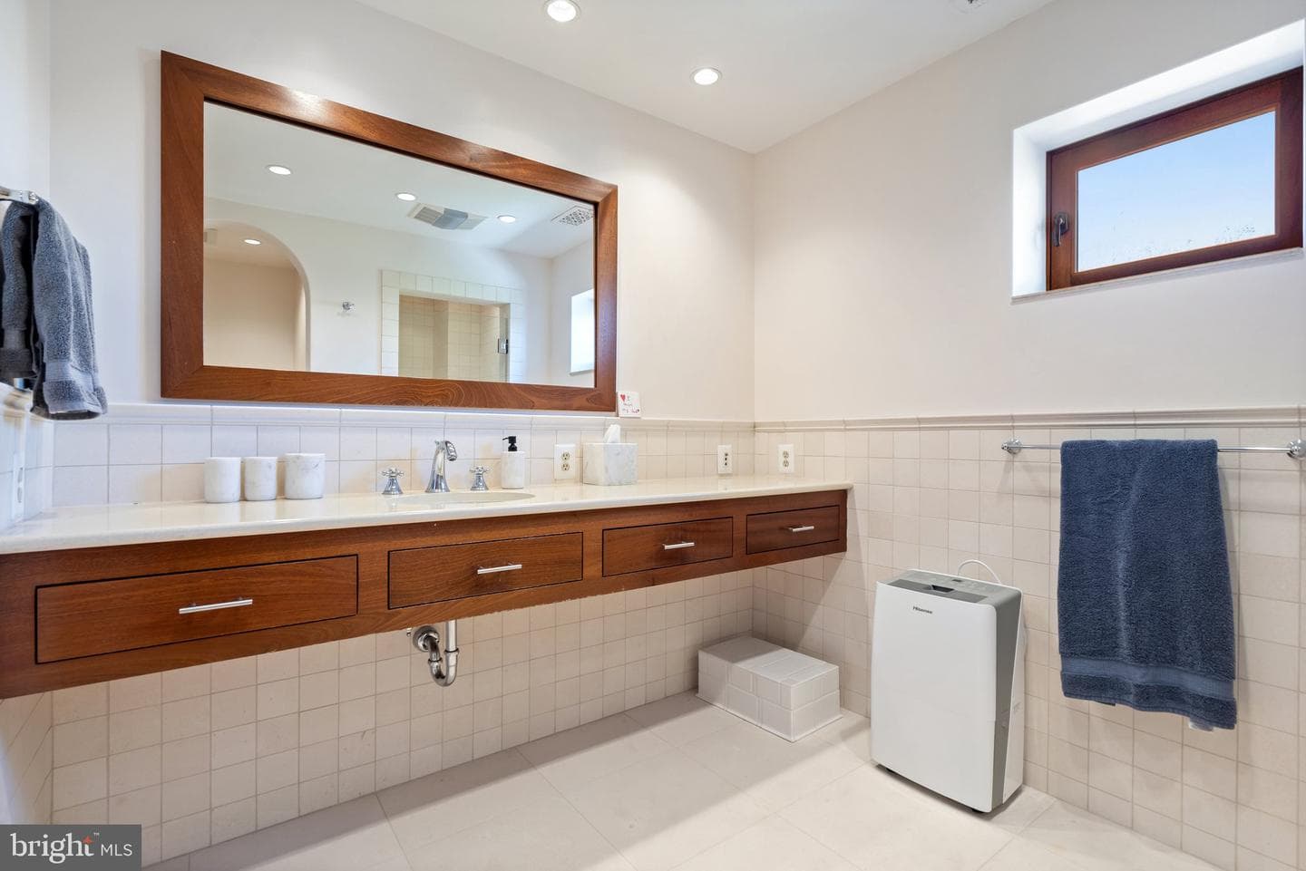 2547 Halfway Road photo 49