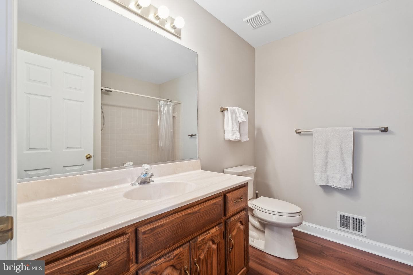 7708 Castlebury Court photo 20