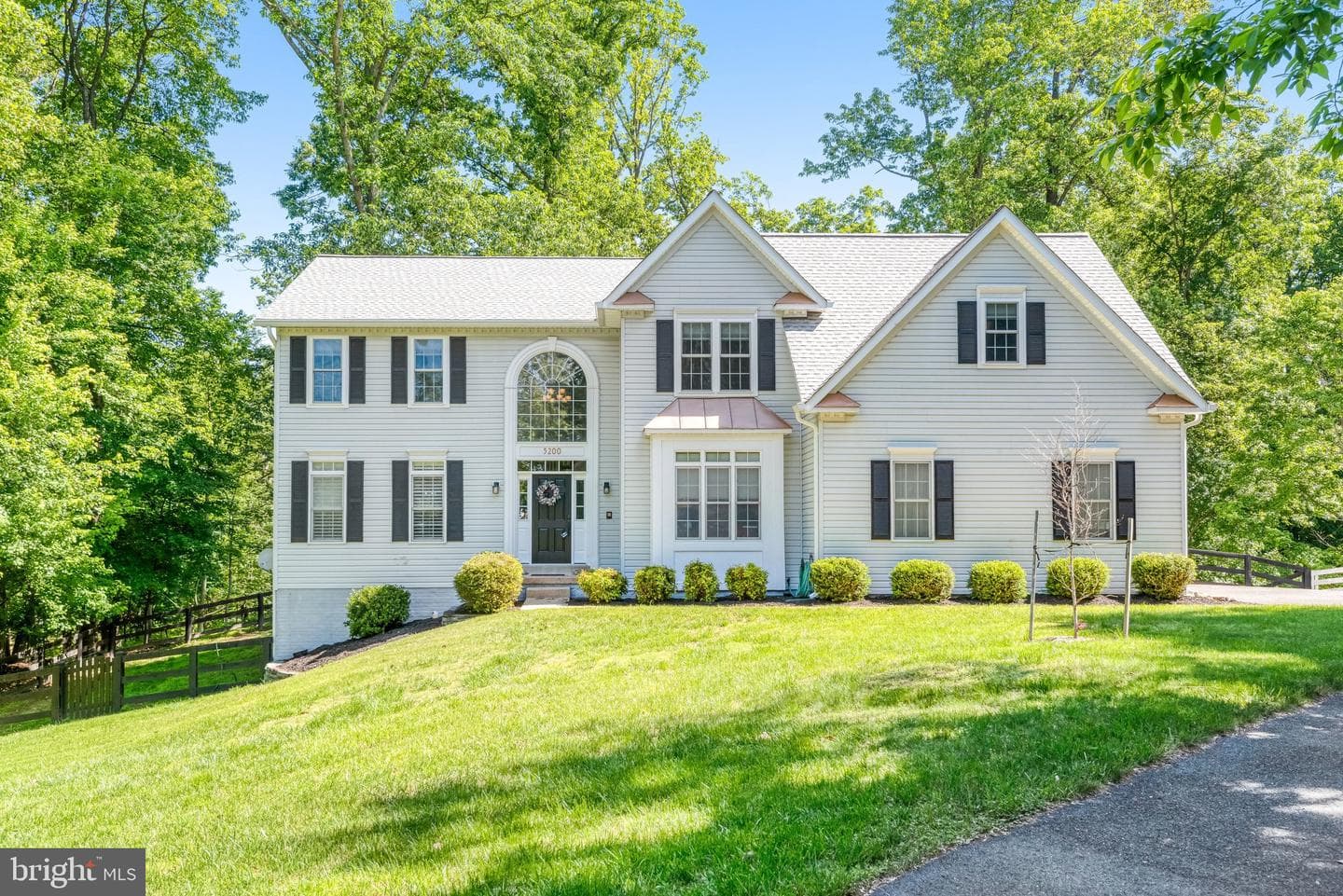 5200 Swain Drive photo 3