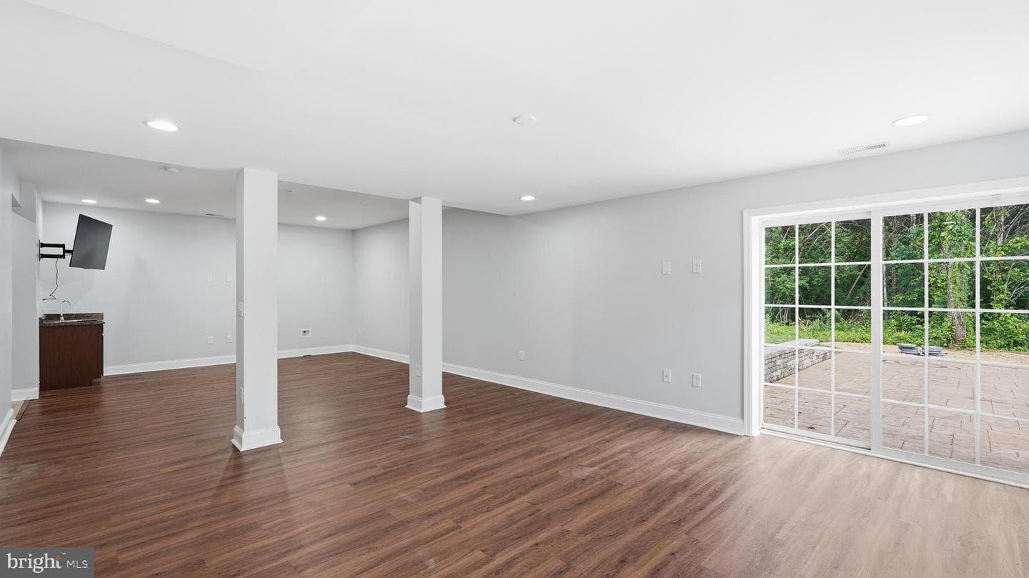 10930 Evergreen Acres Lane photo 27